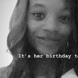 Meet your Posher, Monique